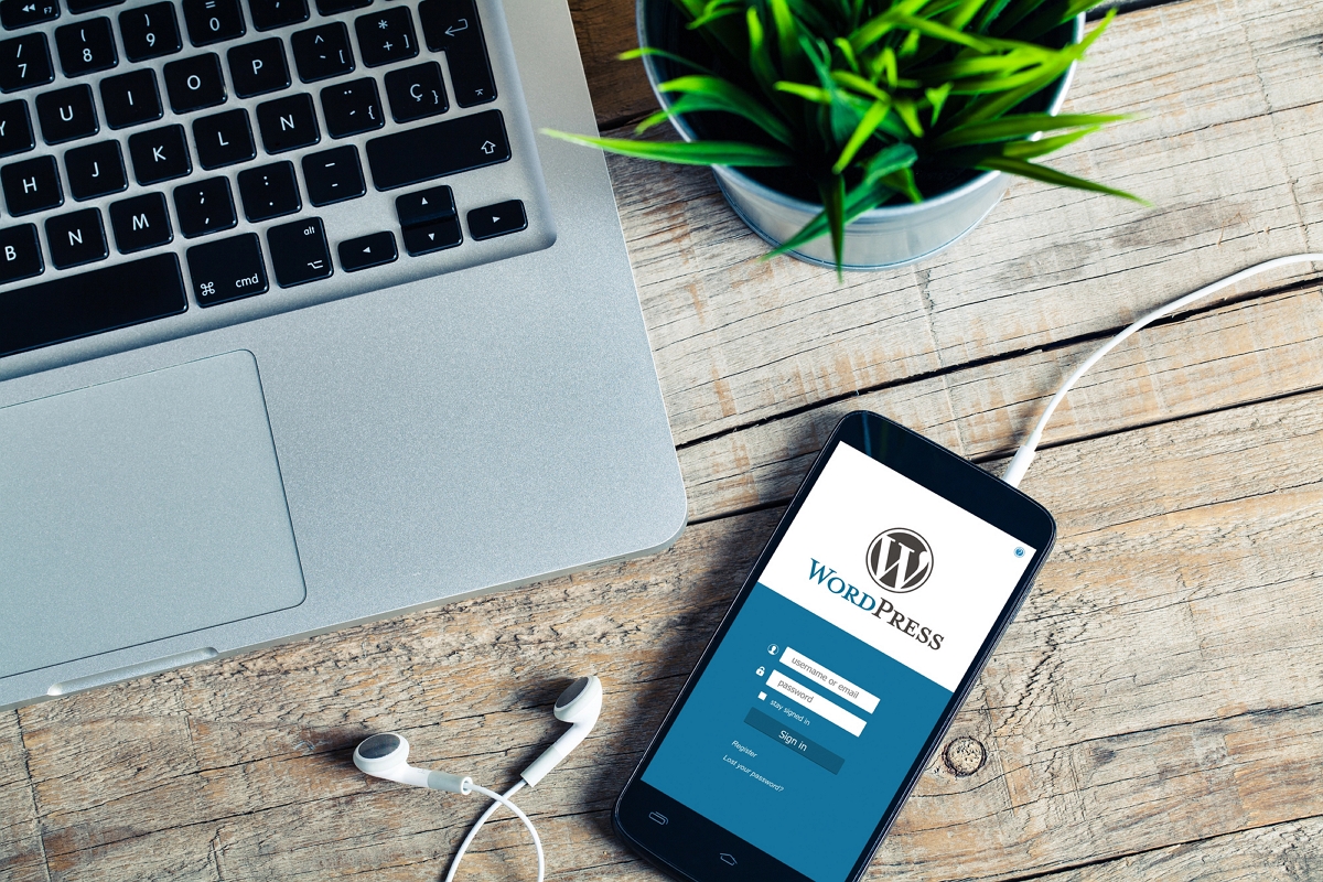 WordPress[워드프레스_노트북_화분]